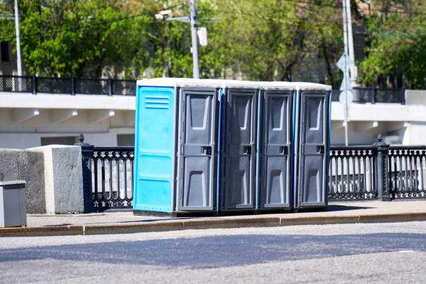 Best Portable bathroom rental  in Pratt, KS
